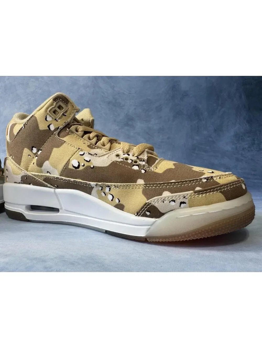 Nike Air Jordan 3 Retro Tex HM4301-200 Desert Camo Military Men’s 7.5 / 9 Women